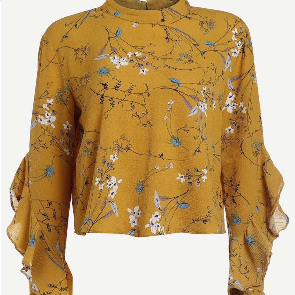🆕Gold floral ruffle sleeve crop box blouse - Picture 2 of 8